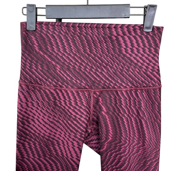 Lululemon Wunder Under High Rise Crop Leggings Burgundy Black Geometric Print 6 - Picture 6 of 11